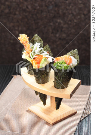 sushi roll sushi roll 30247007