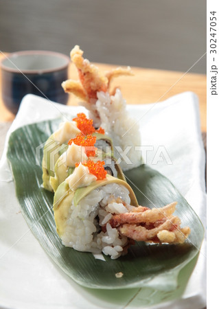 sushi roll sushi roll 30247054