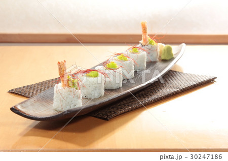 sushi roll sushi roll 30247186