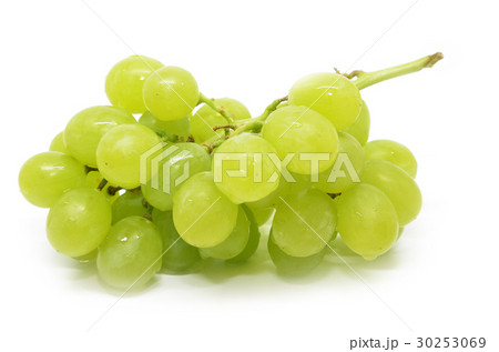 Fresh green grapes 30253069