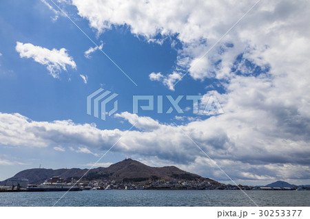 函館港と函館山 30253377