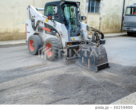 worker driver Skid steer remove Worn Asphalt 30259900