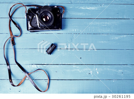 Vintage film camera in a leather case  30261195