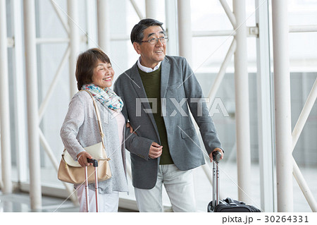 シニア夫婦 旅行 30264331