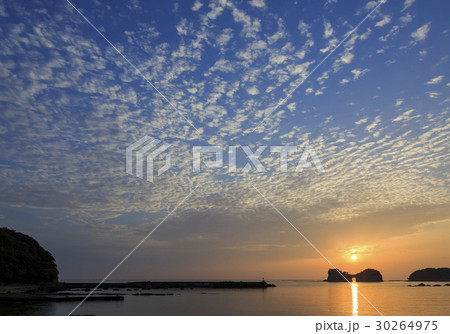 和歌山県・南紀白浜・円月島 30264975