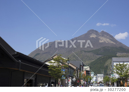 湯布院　駅前通り 30277200