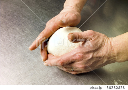 パン作り 30280828