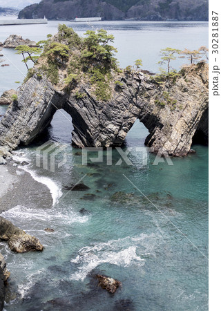 穴通磯 30281887