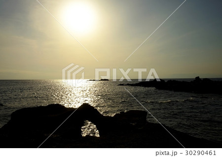 海岸の夕景・荒井浜海岸 30290461