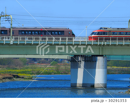 小田急線多摩川 30291353