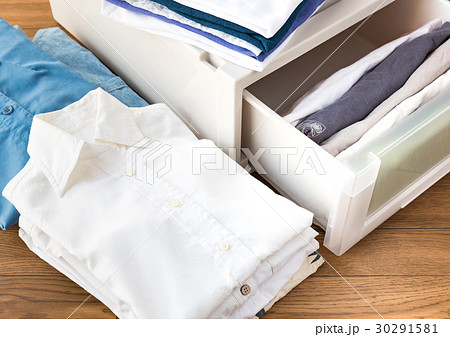 衣替え　収納　整理整頓　片付け 30291581