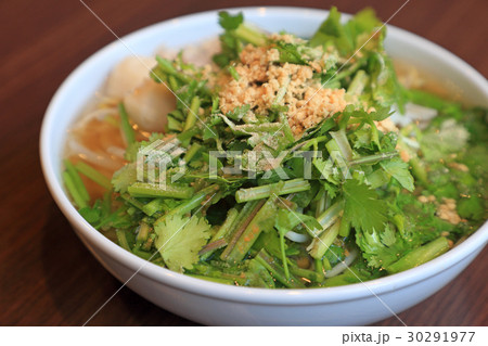 おいしいタイ料理の麺 おいしいタイ料理の麺 30291977