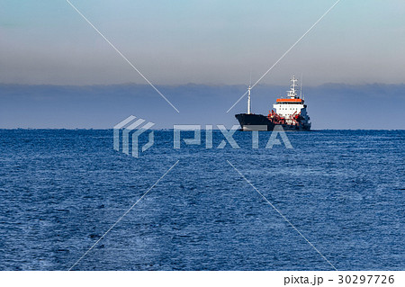 Black cargo oil Black cargo oil 30297726