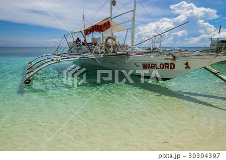 [南の楽園]ボートが浮いてる？カランガマン島・フィリピン 30304397