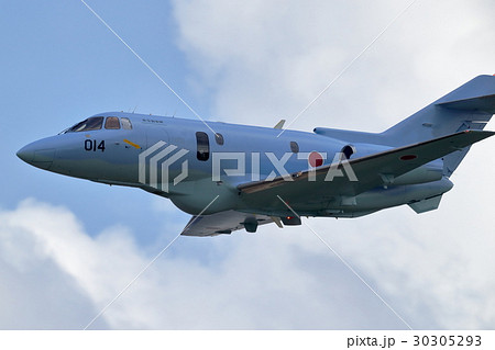 航空自衛隊  飛行機   離陸   U-125 30305293