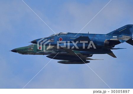 航空自衛隊 戦闘機 離陸 フォーメーション RF-4E 航空自衛隊 戦闘機 離陸 フォーメーション RF-4E 30305897