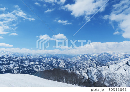 奥只見丸山スキー場と青空 奥只見丸山スキー場と青空 30311041