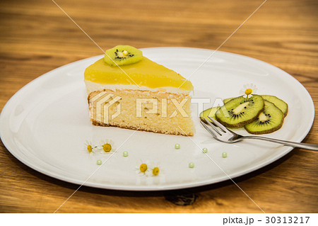 Delicious sweet baked cake with fruit 30313217