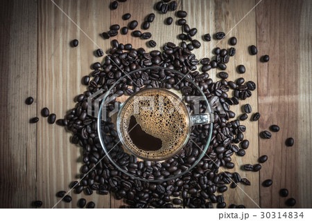 espresso in a glass on wooden table 30314834