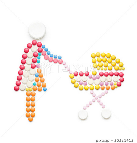 Mother on walk. 30321412