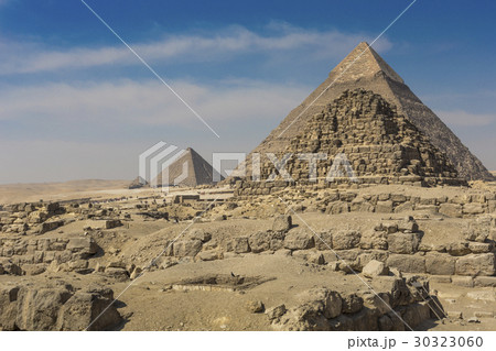 Great Egyptian pyramids in Giza, Cairo 30323060