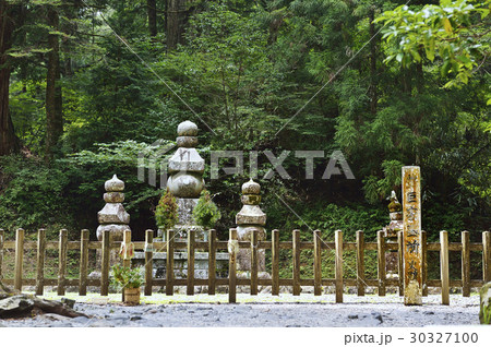 豊臣家墓所　高野山　奥の院 30327100