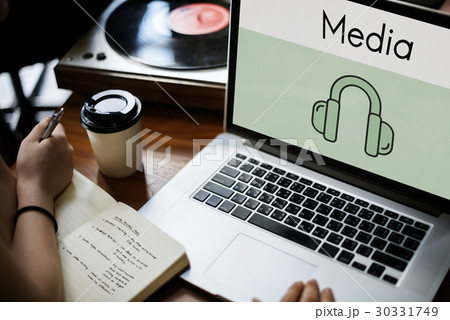 Audio Tune Entertainment Broadcast Media 30331749