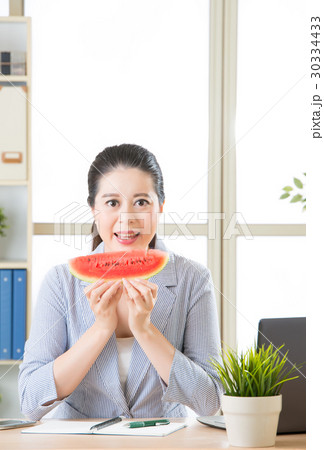 do you enjoy the time in office, let's have fun 30334433