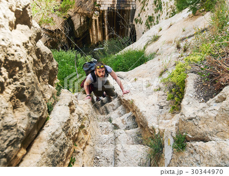 Bearded man traveler 30344970