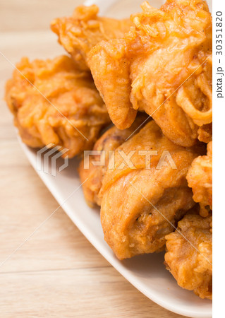 鶏 チキン ニワトリ 30351820