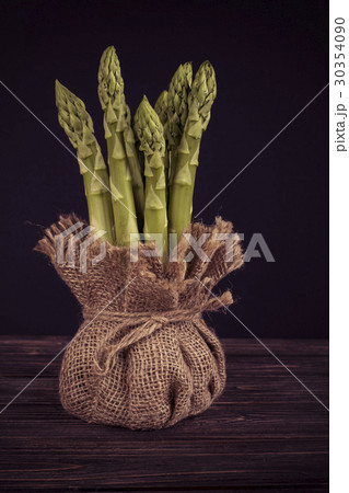 Fresh Asparagus Fresh Asparagus 30354090