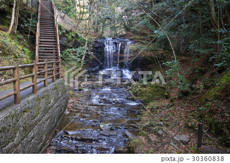 徳島県三好市 黒沢湿原 たびの尻滝 徳島県三好市 黒沢湿原 たびの尻滝 30360838