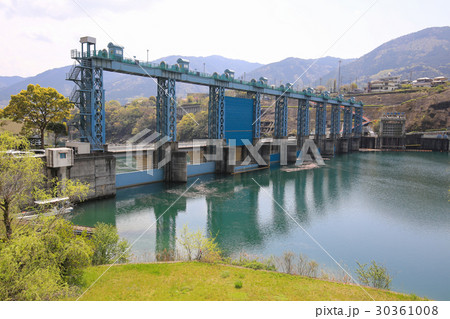 徳島県三好市 池田ダム 徳島県三好市 池田ダム 30361008