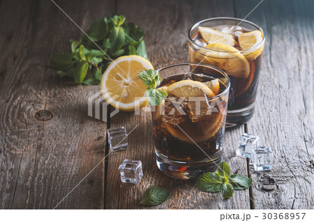 Fresh made Cuba Libre 30368957
