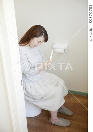 妊娠検査 妊娠検査 30370705