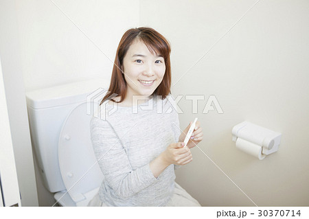 妊娠検査 妊娠検査 30370714
