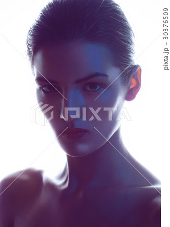 Beauty makeup fashion model with purrple filter 30376509