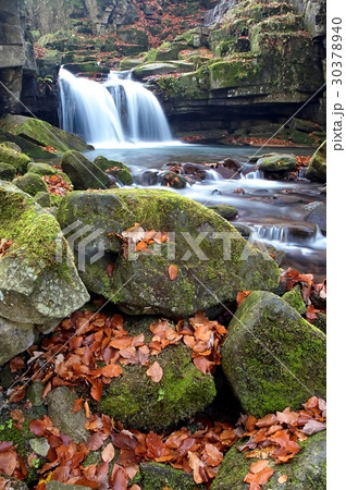 Autumn waterfall Autumn waterfall 30378940