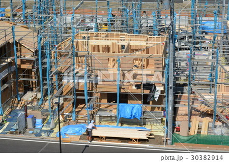建築中の一戸建て 建築中の一戸建て 30382914