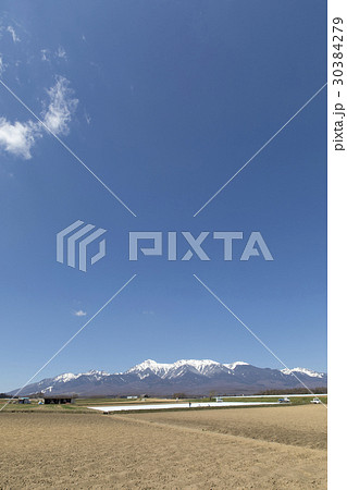 野辺山高原の春 30384279