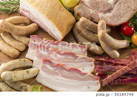 ハムソーセージの盛り合わせ 30384749
