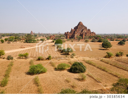 Landscape of Buddhist temples in Bagan Landscape of Buddhist temples in Bagan 30385634