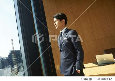 BUSINESS BUSINESS 30386432