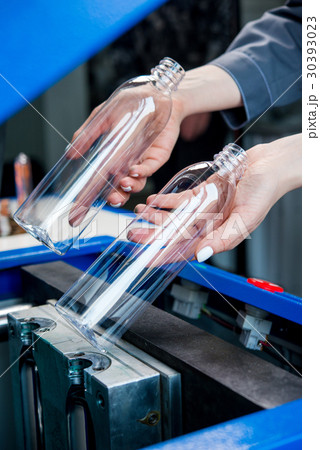 Plastic bottle making process 30393023