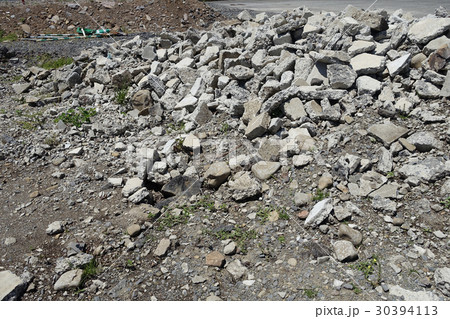 瓦礫(地震や解体工事などにも) 30394113
