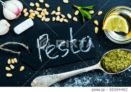 pesto pesto 30394462