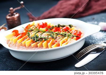 chicken breast chicken breast 30395476