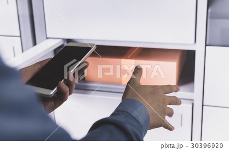 宅配ロッカーのイメージ 30396920
