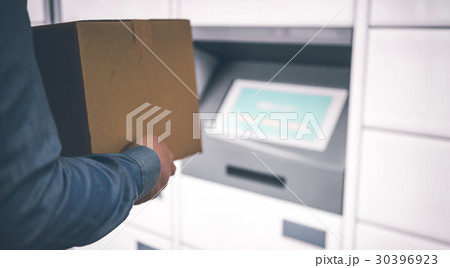 宅配ロッカーのイメージ 30396923
