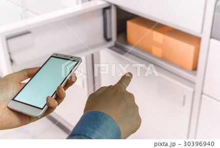 宅配ロッカーのイメージ 宅配ロッカーのイメージ 30396940